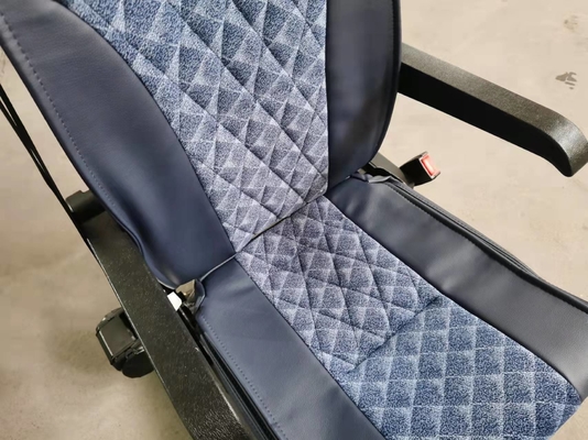 Verschuifbare Vouwende Bus 2+1 van Seat For Tourist van de Sprongleider Lay-out